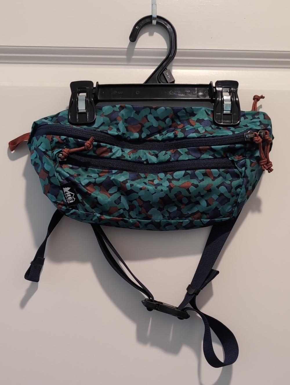 REI Teal Green Camouflage Belt Pack with Brown Accents